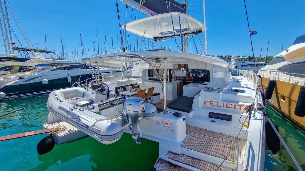 Lagoon 46  | Felicita