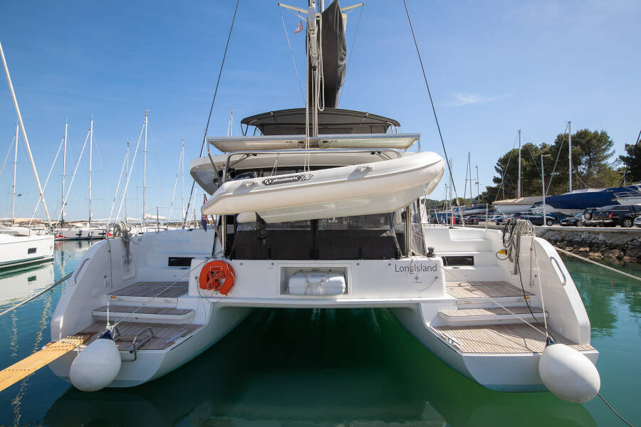 Lagoon 46  | Long Island
