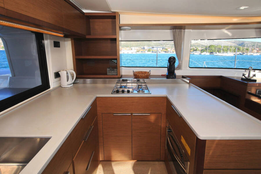 Lagoon 46  | Mariposa