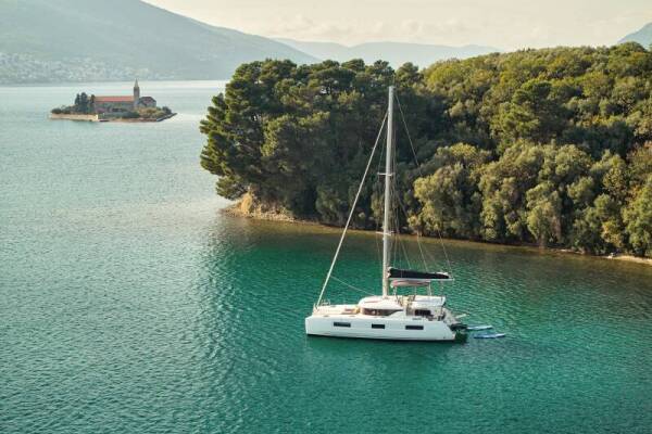 Lagoon 46