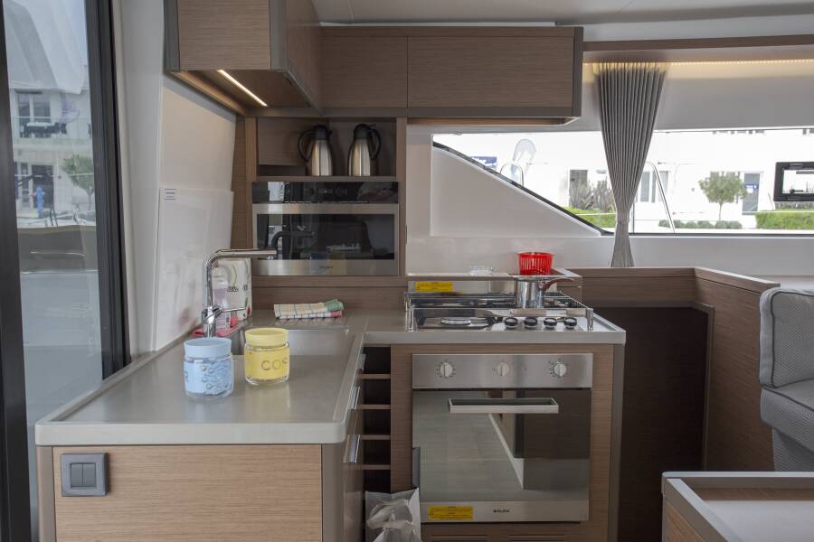 Lagoon 50 | Sunshine