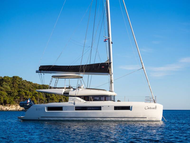 Lagoon 51 OW  | Catwalk