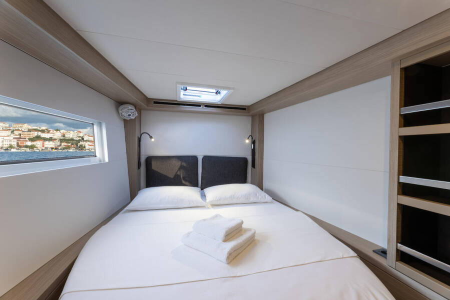 Lagoon 51  | Twin Joy +