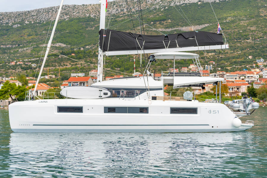 Lagoon 51  | Lavina