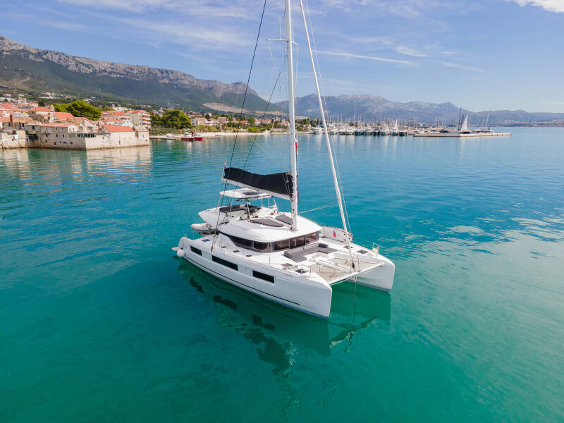 Lagoon 51  | Lavina