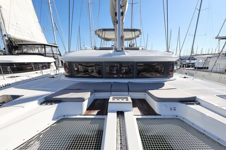 Lagoon 51  | Apolon