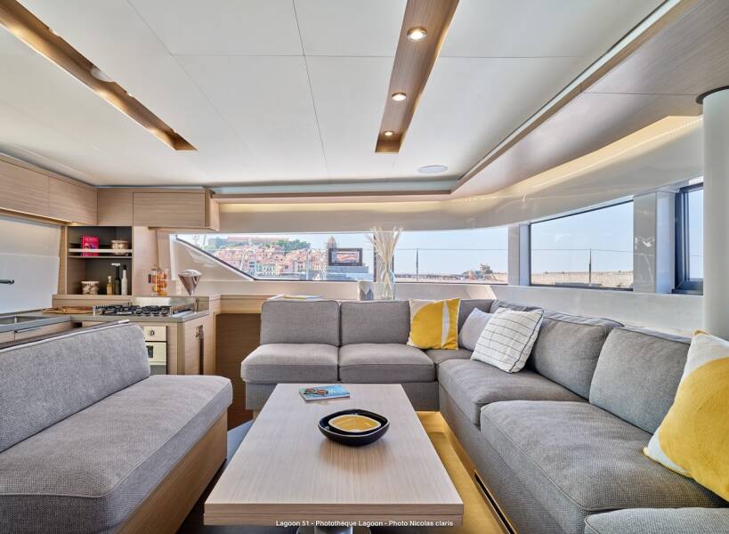 Lagoon 51  | Queen Alexandra (crewed)