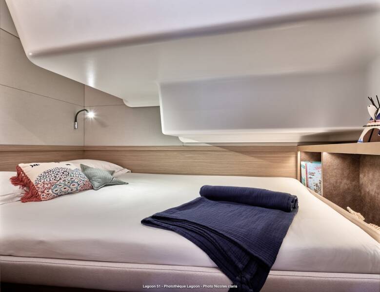 Lagoon 51  | Queen Alexandra (crewed)