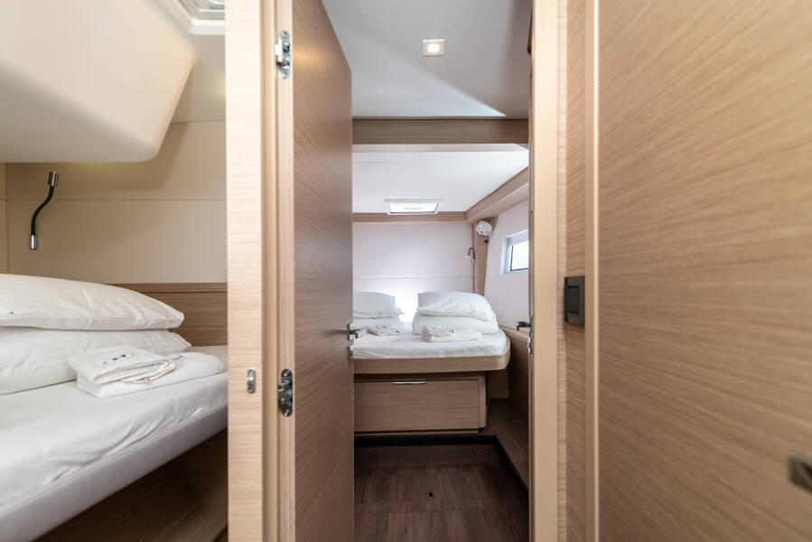 Lagoon 51 | All For Love