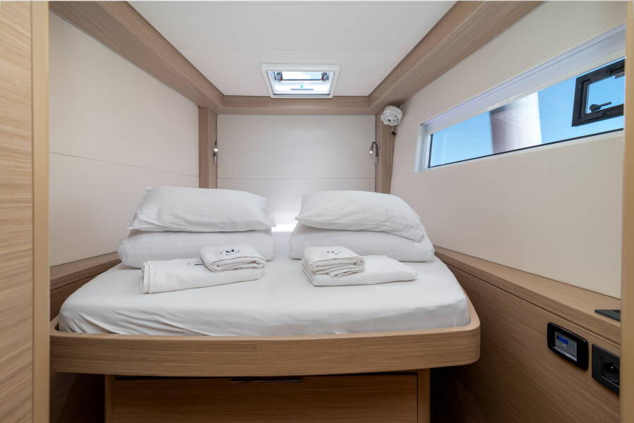 Lagoon 51 | All For Love