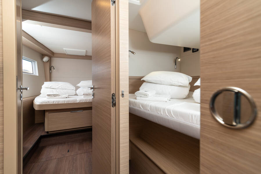 Lagoon 51 | All For Love