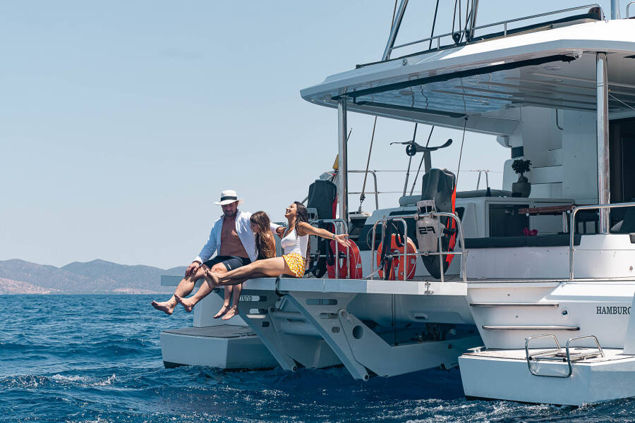 Lagoon 52 F  | Akana
