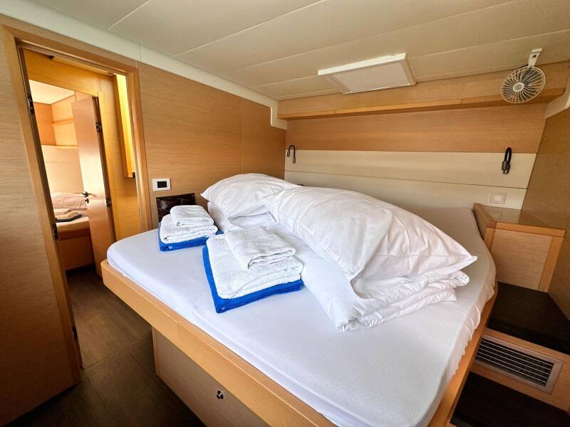 Lagoon 52 F | Madonna of Adriatic