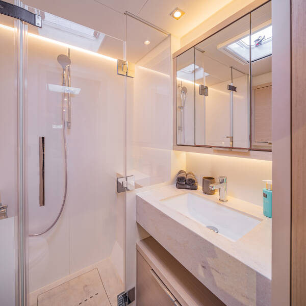 Lagoon 55 | TriWing Carida