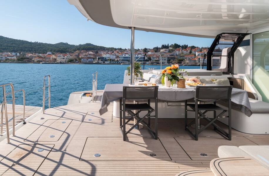 Lagoon 60  | Diamond Diva