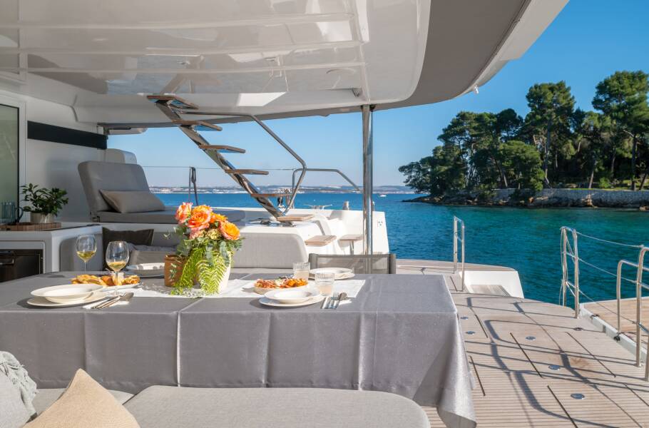 Lagoon 60  | Diamond Diva
