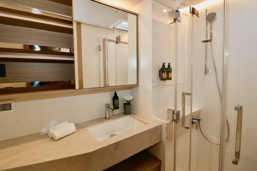 Lagoon 60 | Princess Karla