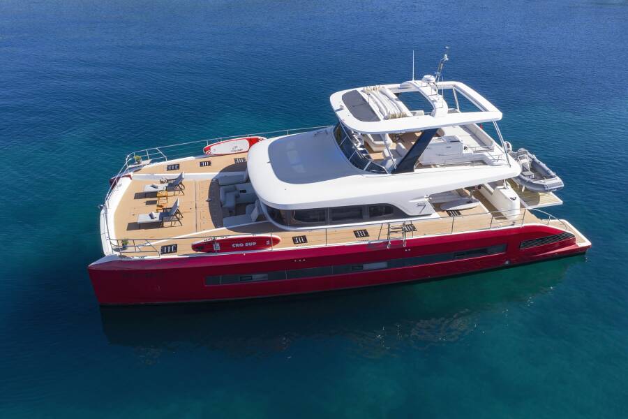 Lagoon Sixty 7 | Mastermind