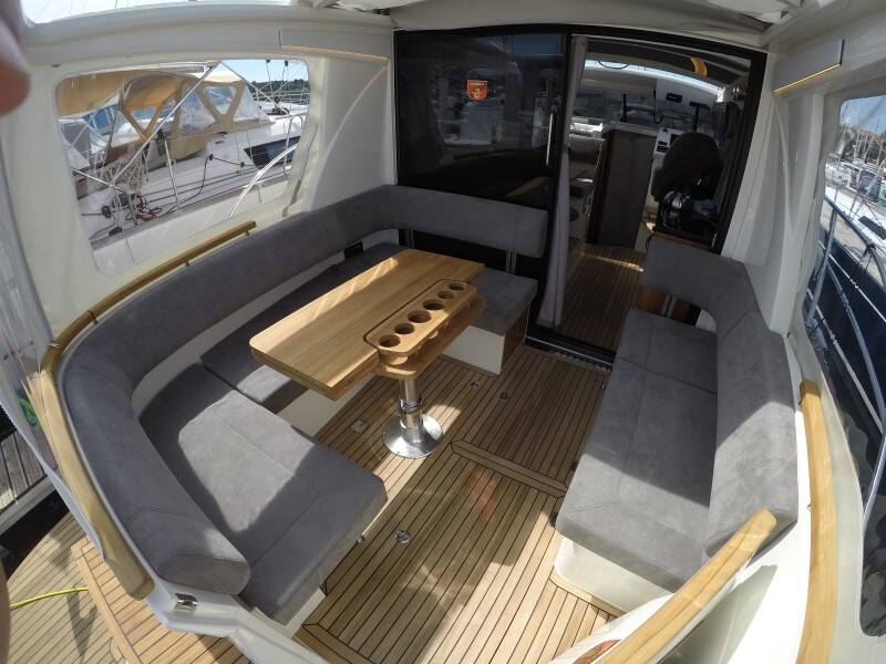 Marex 330 Scandinavia | Malinkonija