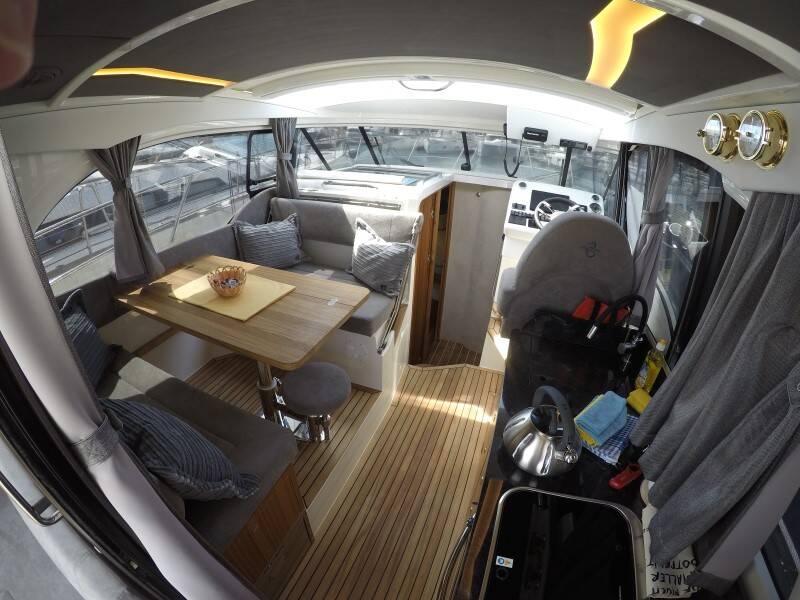 Marex 330 Scandinavia | Malinkonija