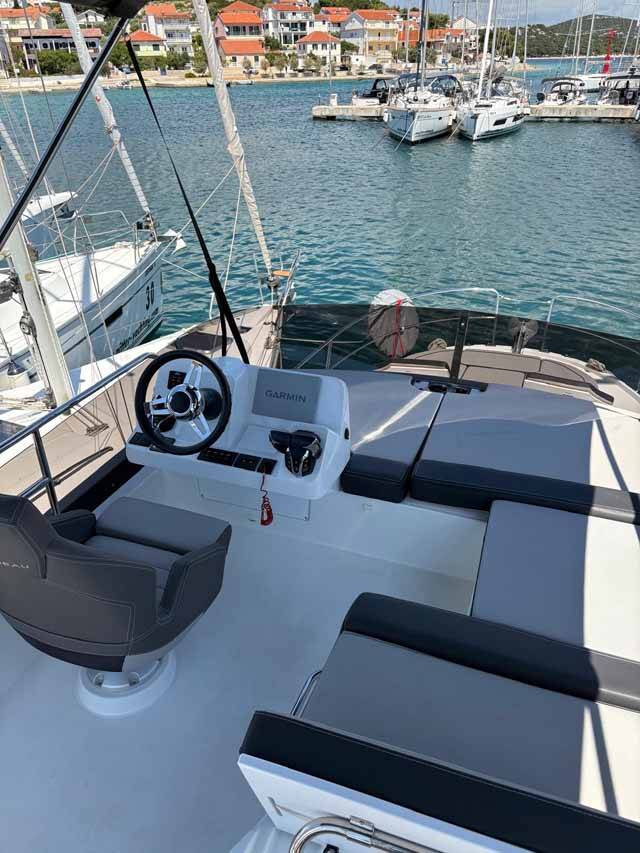 Merry Fisher 1095  | Solea