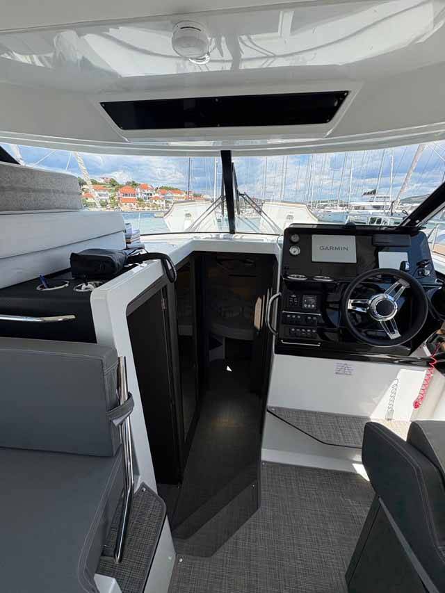 Merry Fisher 1095  | Solea
