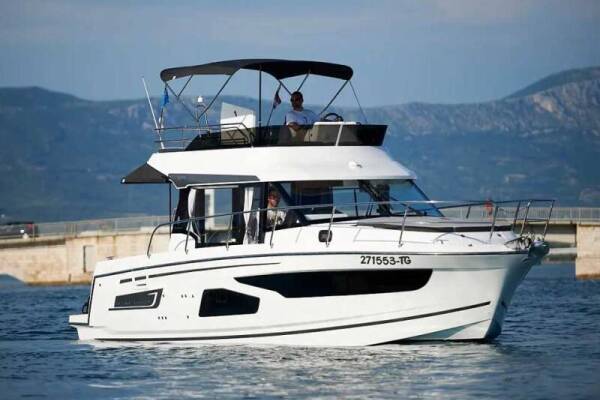 Merry Fisher 1095