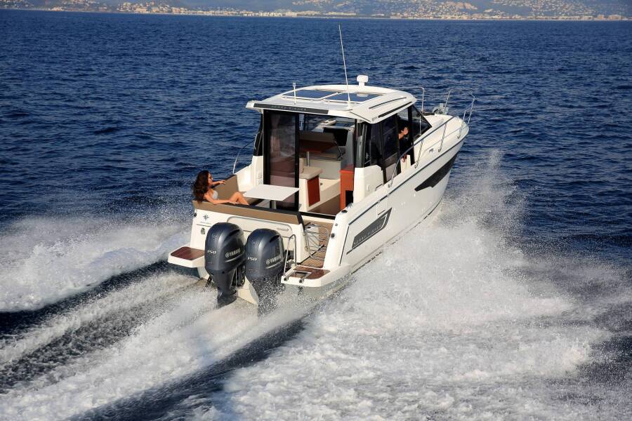 Merry Fisher 895 Offshore  | Salty Kiss
