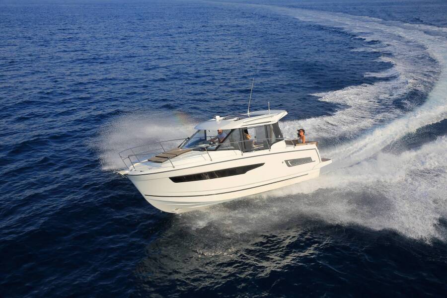 Merry Fisher 895 Offshore  | Salty Kiss
