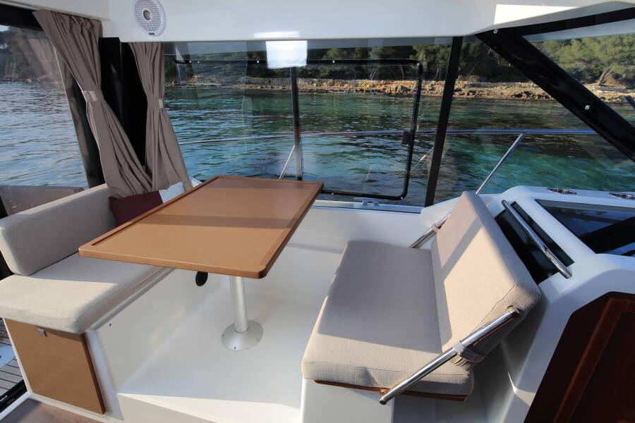 Merry Fisher 895 Offshore  | Salty Kiss
