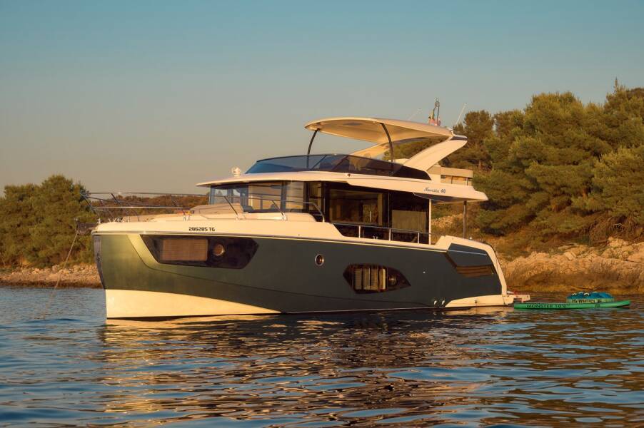 Navetta 48  | Ava