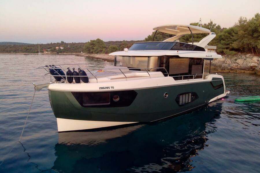 Navetta 48  | Ava