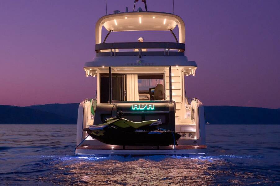 Navetta 48  | Ava