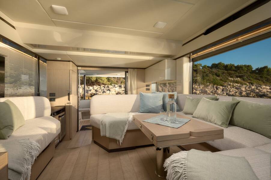 Navetta 48  | Ava