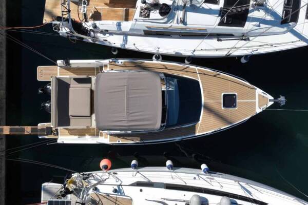 Nuva M9 Cabin | Babac