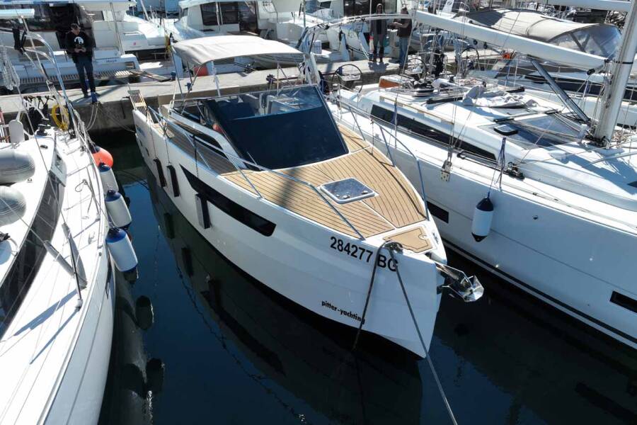 Nuva M9 Cabin  | Babac