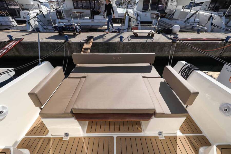 Nuva M9 Cabin  | Babac