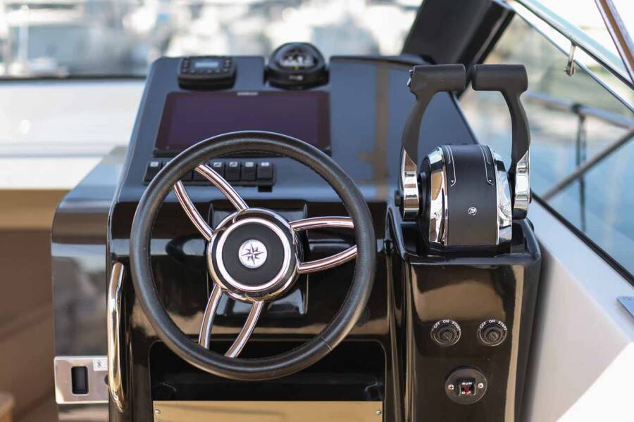 Nuva M9 Cabin  | Babac