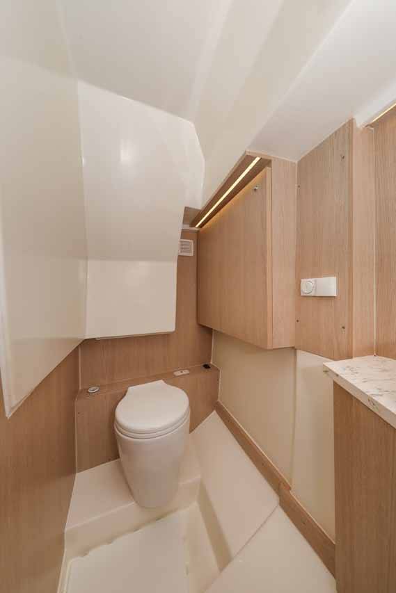 Nuva M9 Cabin  | Babac