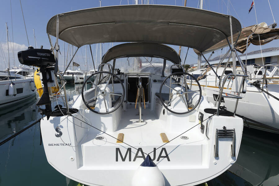 Oceanis 30.1  | Maja