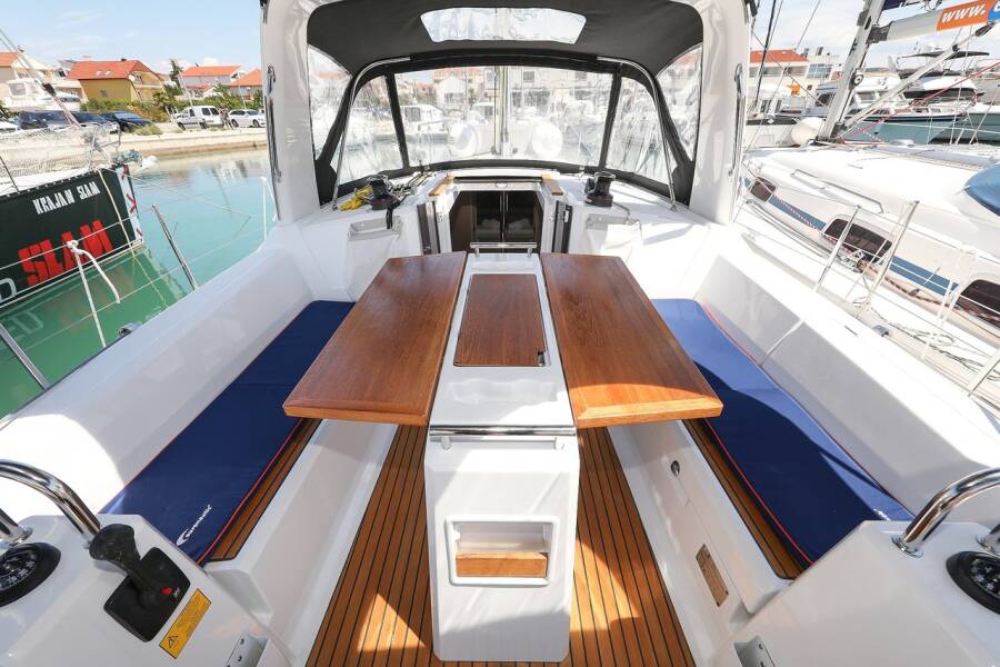 Oceanis 35.1  | Aris