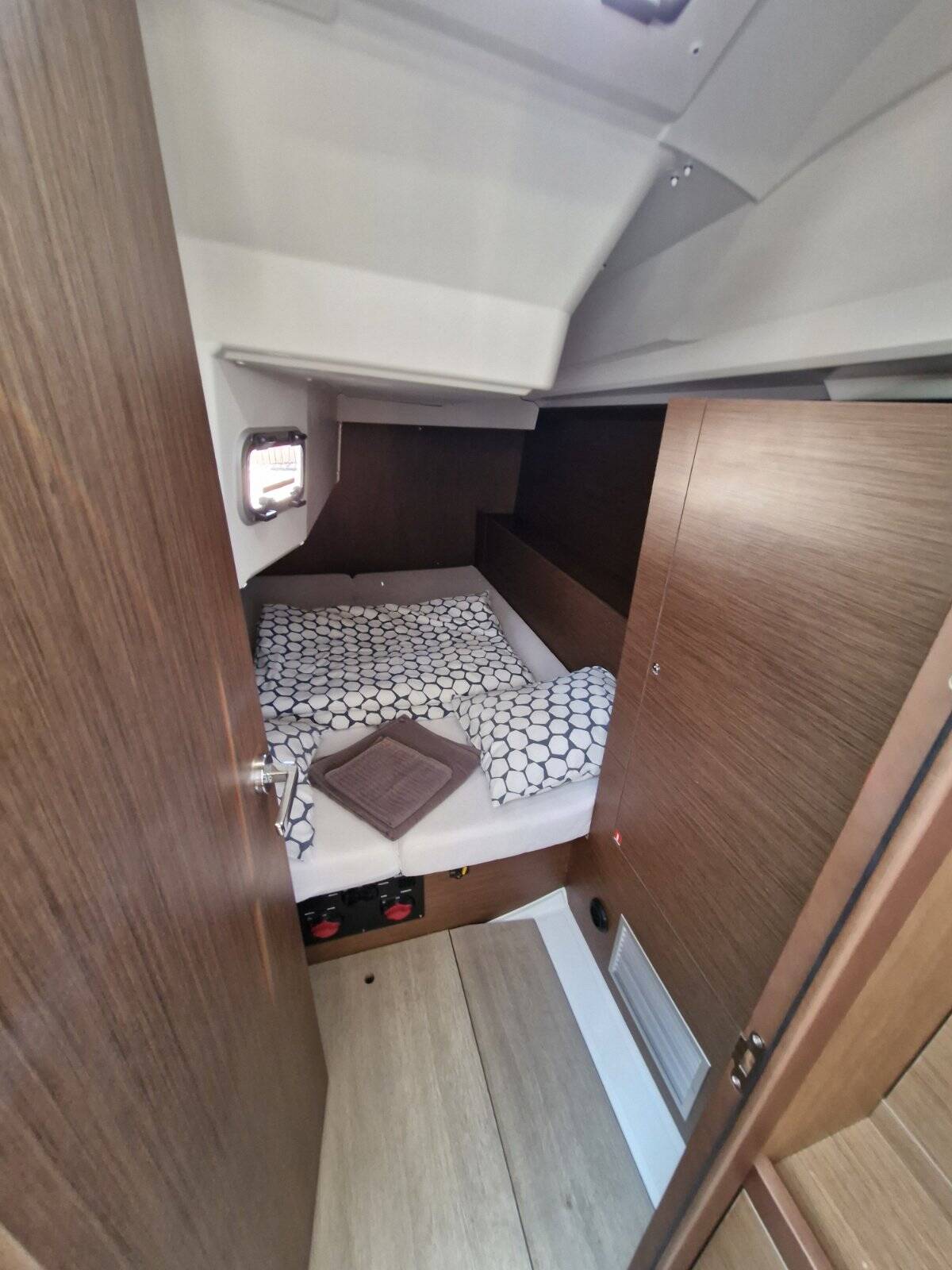 Oceanis 37.1  | Agios