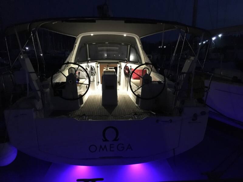 Oceanis 38  | Omega