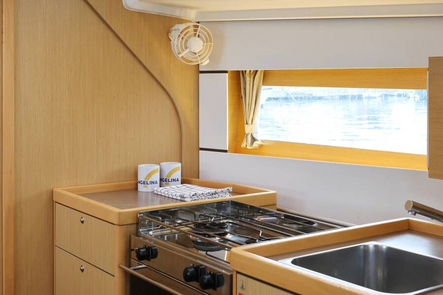 Oceanis 38  | One