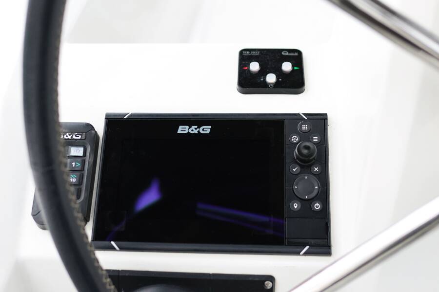 Oceanis 38  | One