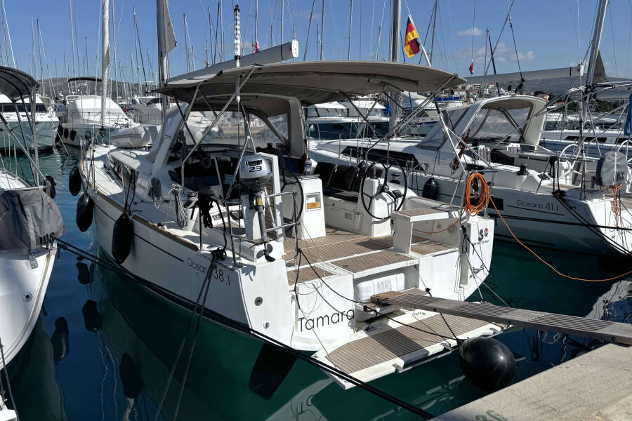 Oceanis 38.1 | Tamara