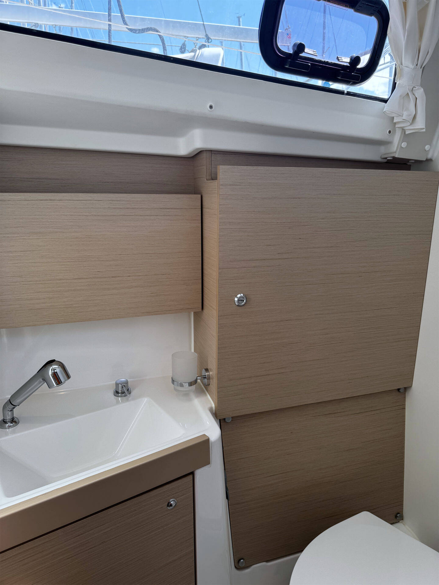 Oceanis 38.1 | Tamara