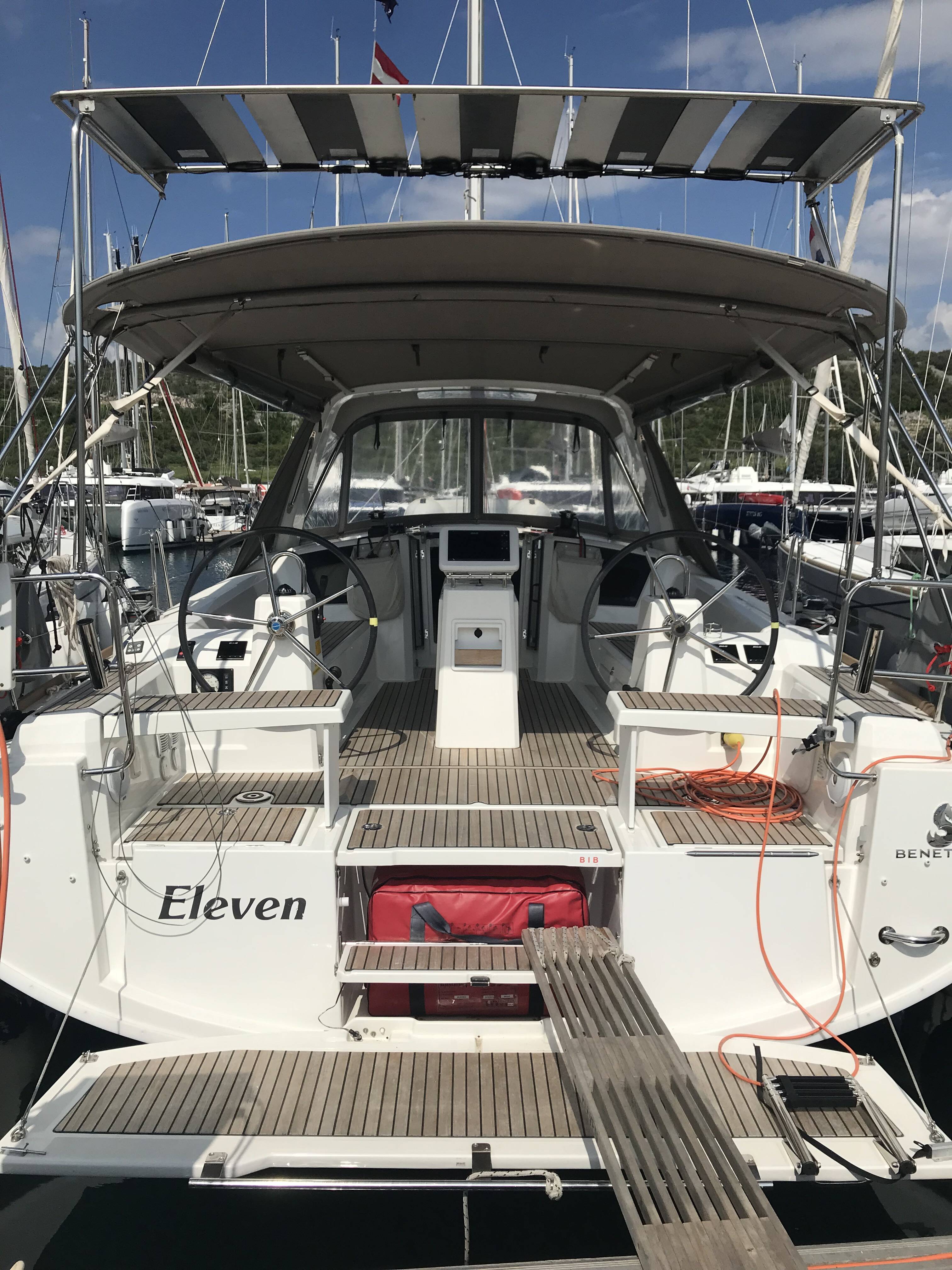 Oceanis 38.1  | Eleven