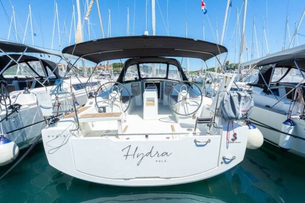 Oceanis 38.1