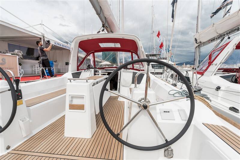 Oceanis 38.1  | Majano